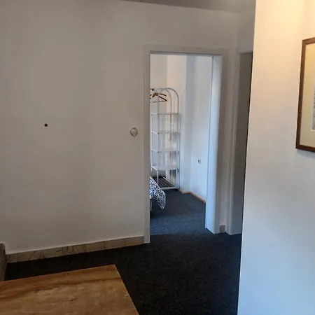 아파트 Gaestewohnung Im Schlosshof